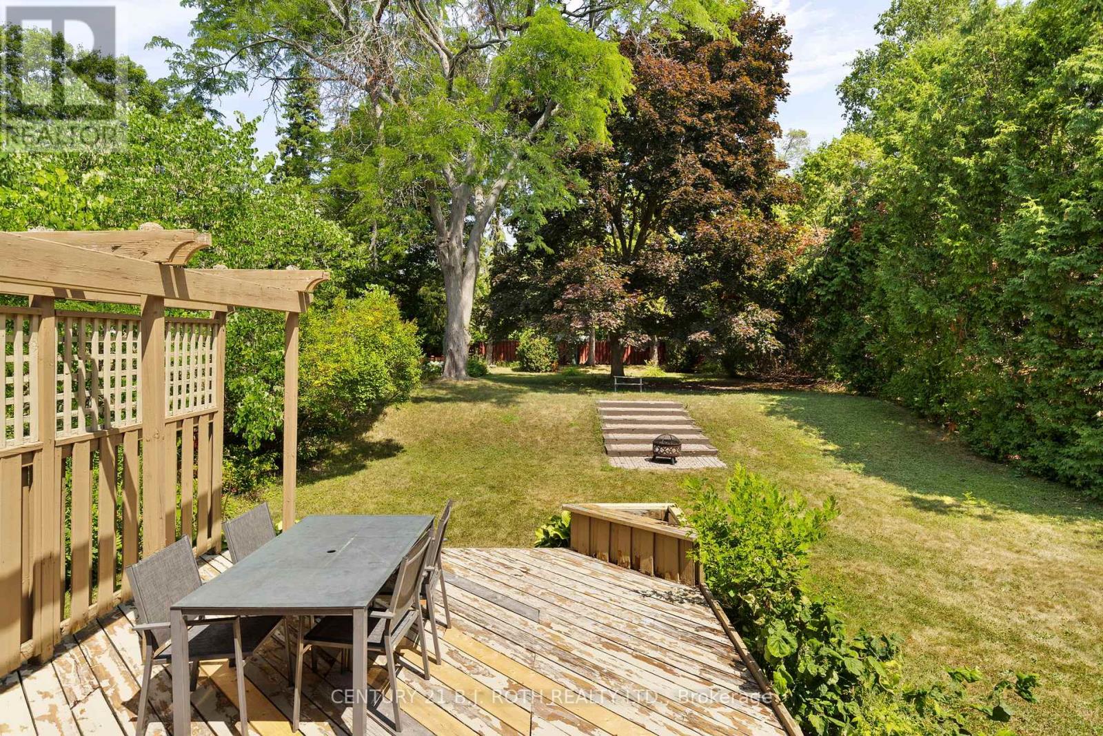 Photo 28 of 410 Codrington Street, Barrie ON