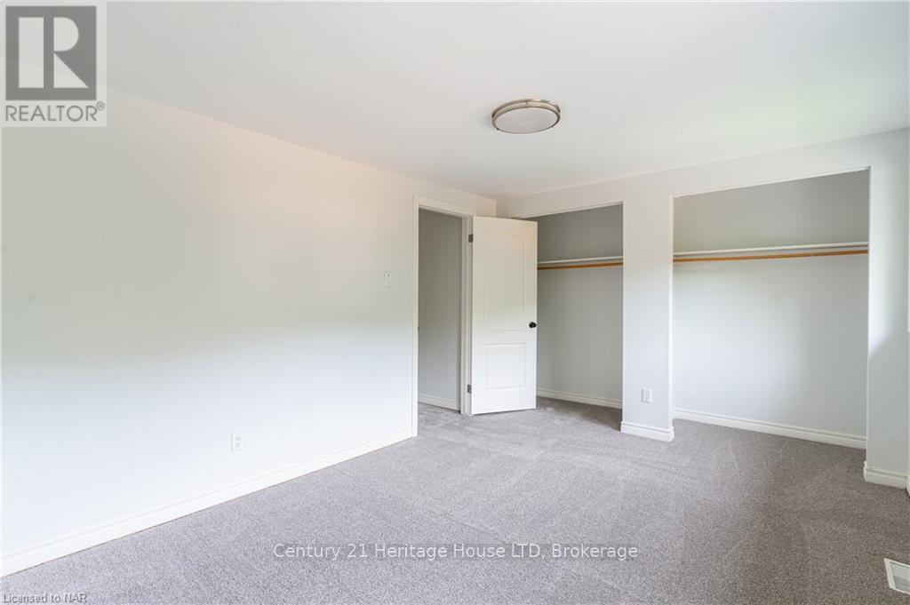 Photo 26 of 78 Silvan Drive, Welland ON