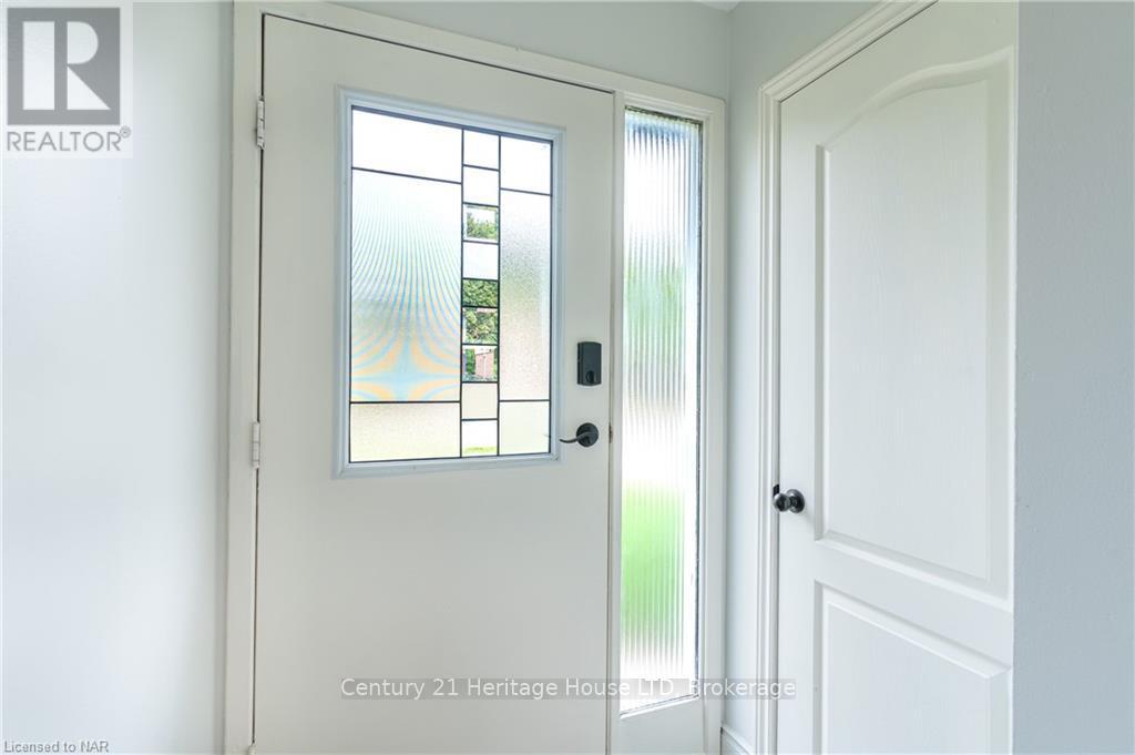 Photo 4 of 78 Silvan Drive, Welland ON