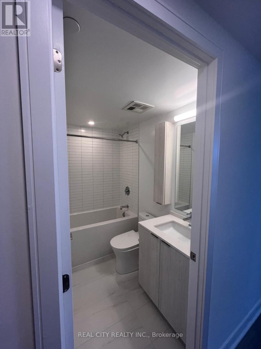 Photo 23 of 1005 86 Dundas Street, Mississauga ON