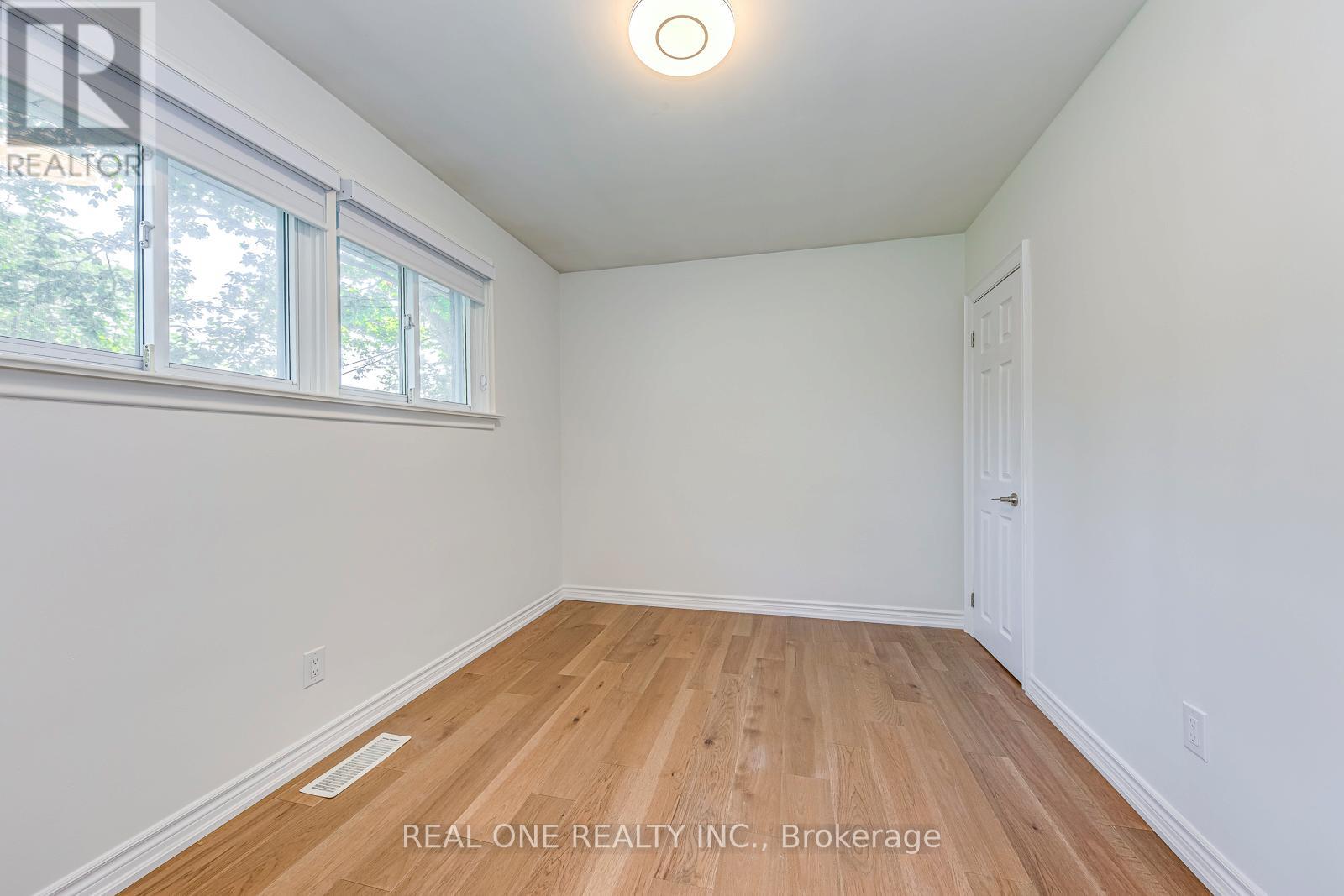 Photo 30 of Main 173 Hampton Heath Road, Burlington ON