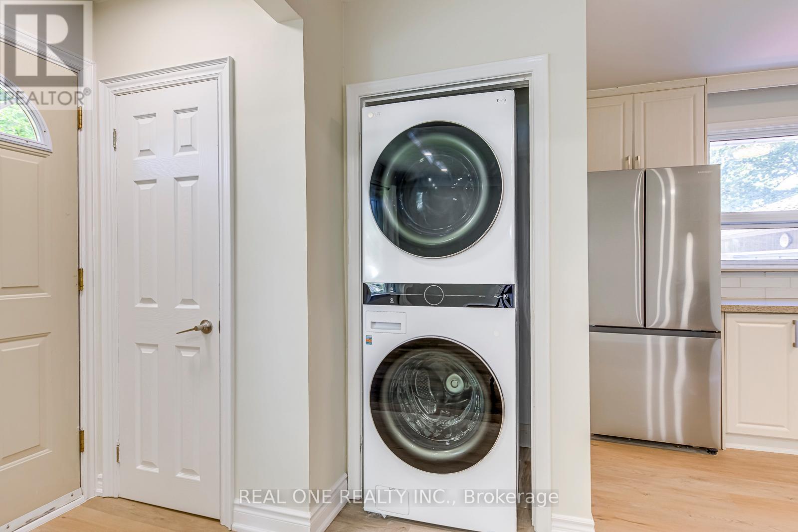 Photo 38 of Main 173 Hampton Heath Road, Burlington ON