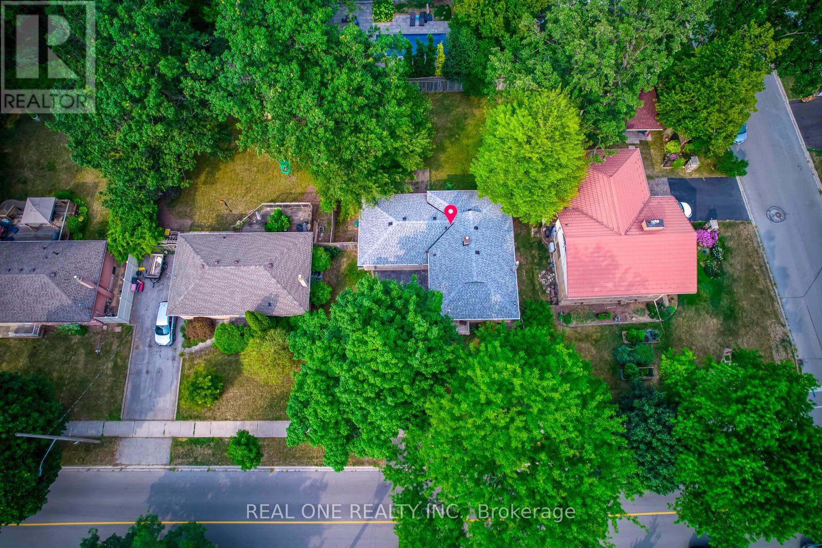 Photo 29 of Main 173 Hampton Heath Road, Burlington ON