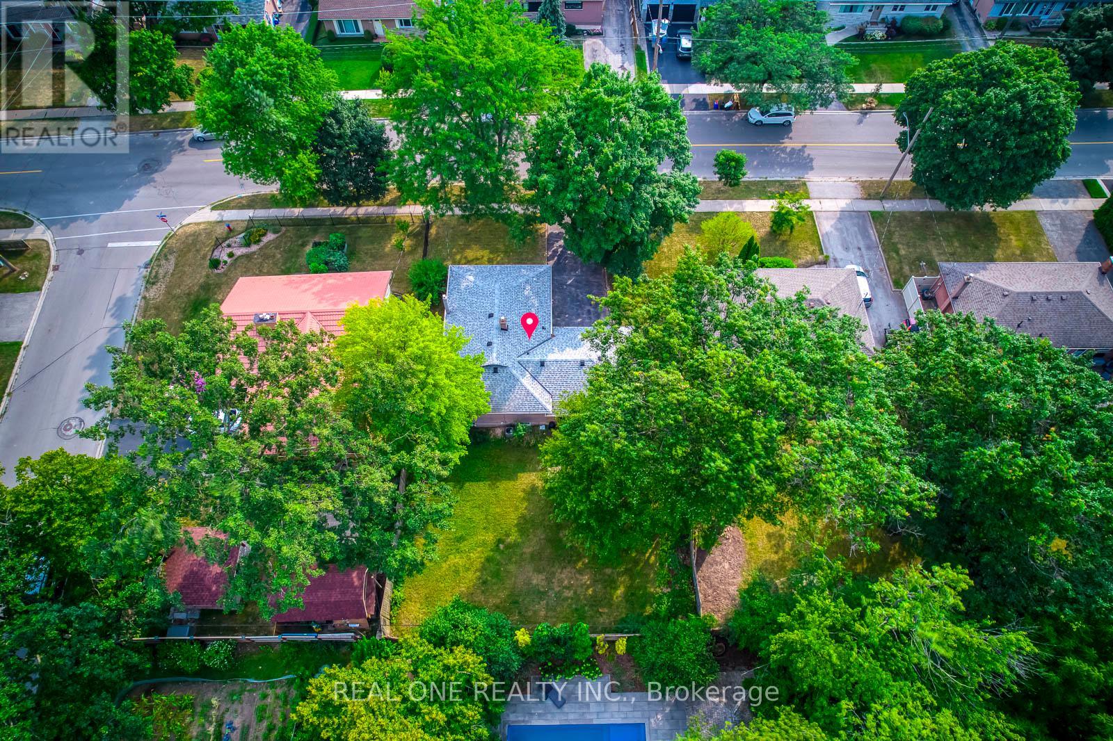 Photo 21 of Main 173 Hampton Heath Road, Burlington ON