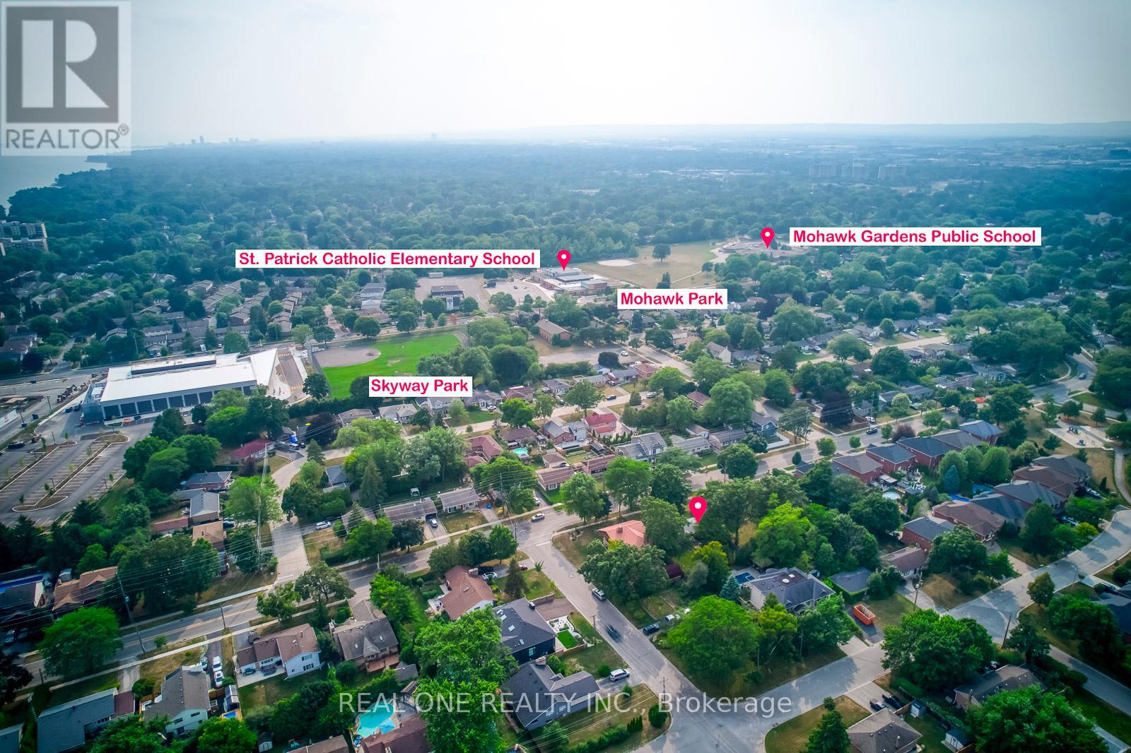 Photo 4 of Main 173 Hampton Heath Road, Burlington ON