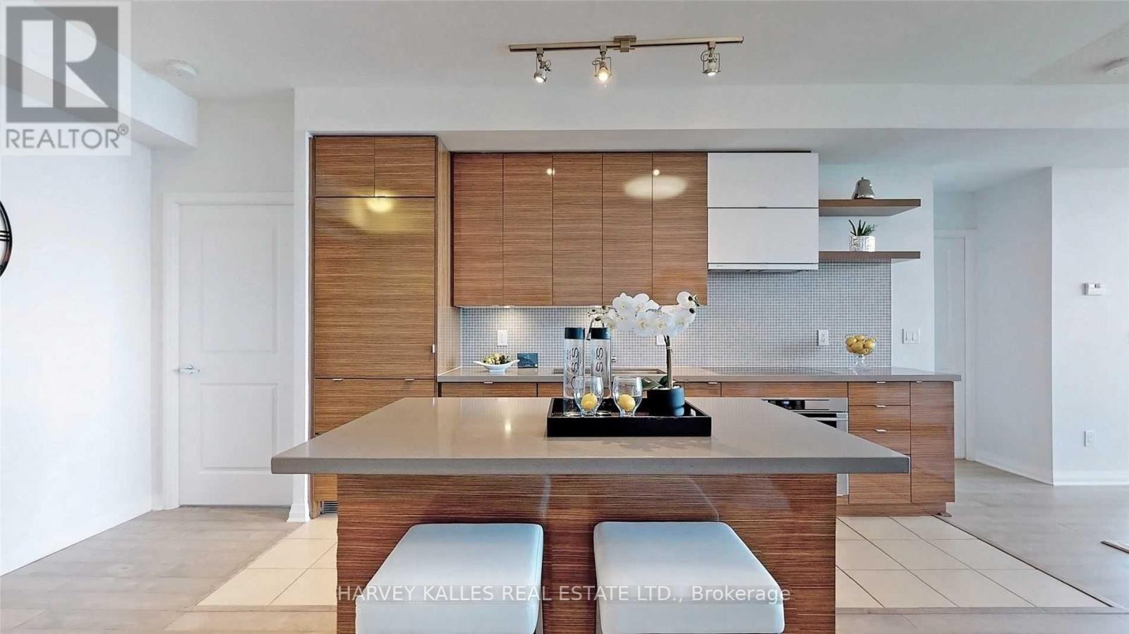 Photo 20 of 1403 59 Annie Craig Drive, Toronto ON