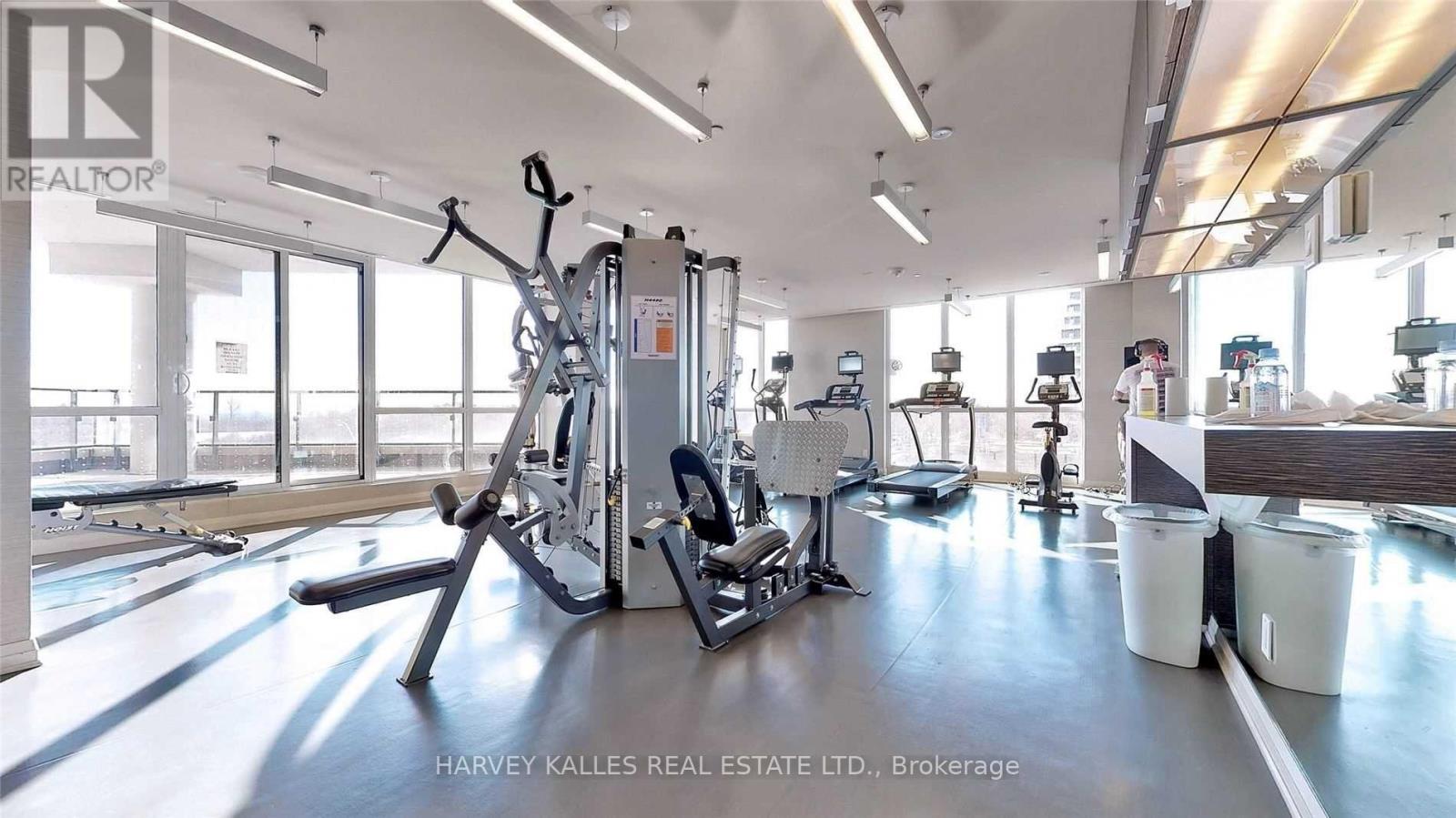 Photo 8 of 1403 59 Annie Craig Drive, Toronto ON