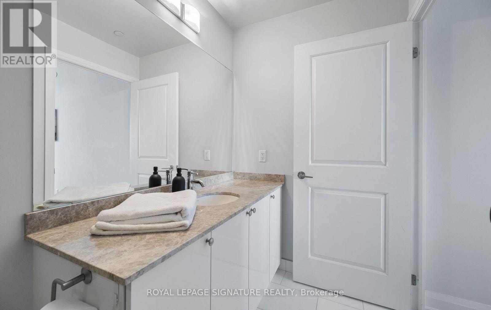 Photo 24 of 807 35 Fontenay Court, Toronto ON