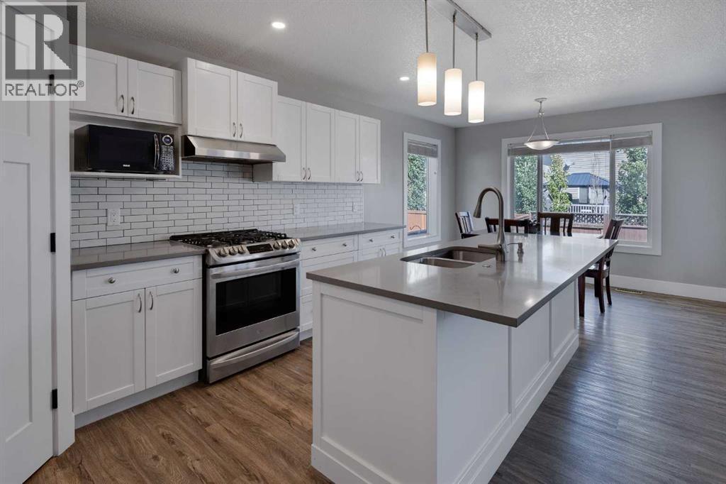 Single Family House for Sale in  Royal Birkdale Crescent NW Royal Oak Calgary 