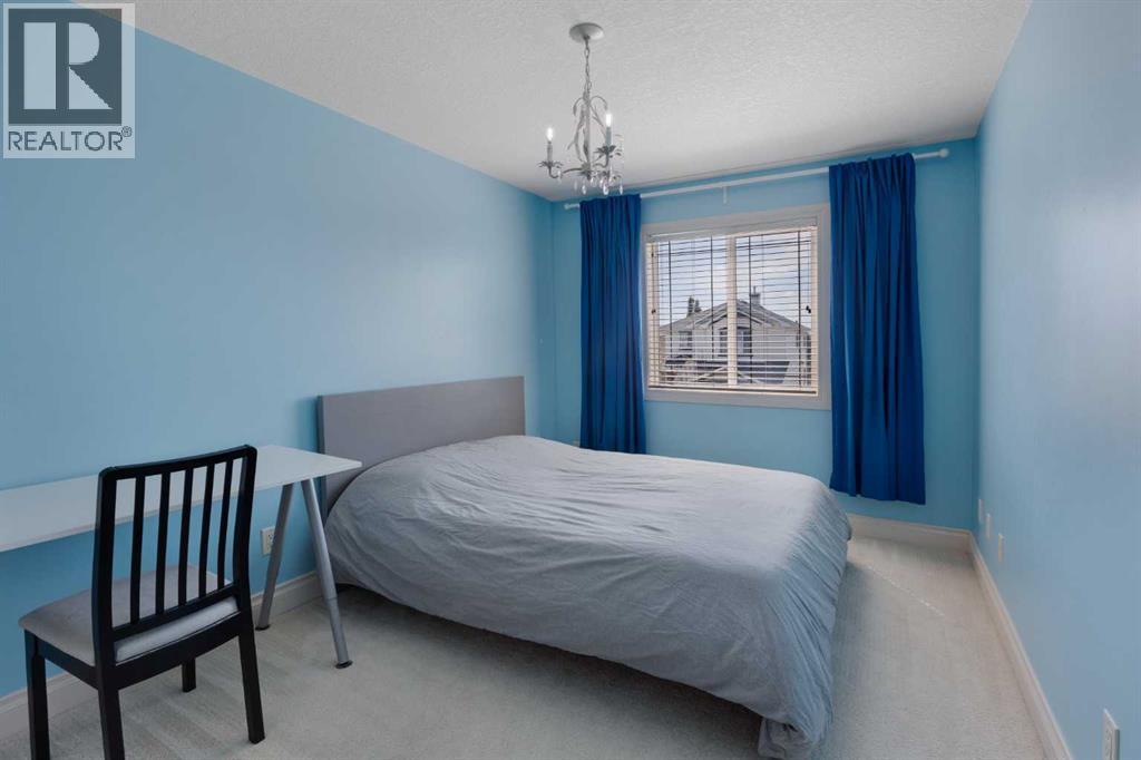 Single Family House for Sale in  Royal Birkdale Crescent NW Royal Oak Calgary 