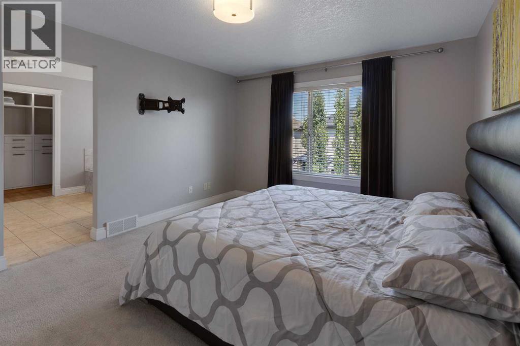 Single Family House for Sale in  Royal Birkdale Crescent NW Royal Oak Calgary 