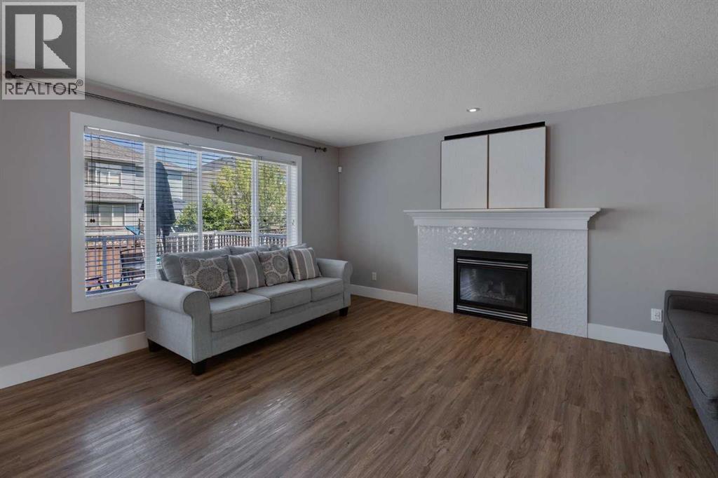 Single Family House for Sale in  Royal Birkdale Crescent NW Royal Oak Calgary 