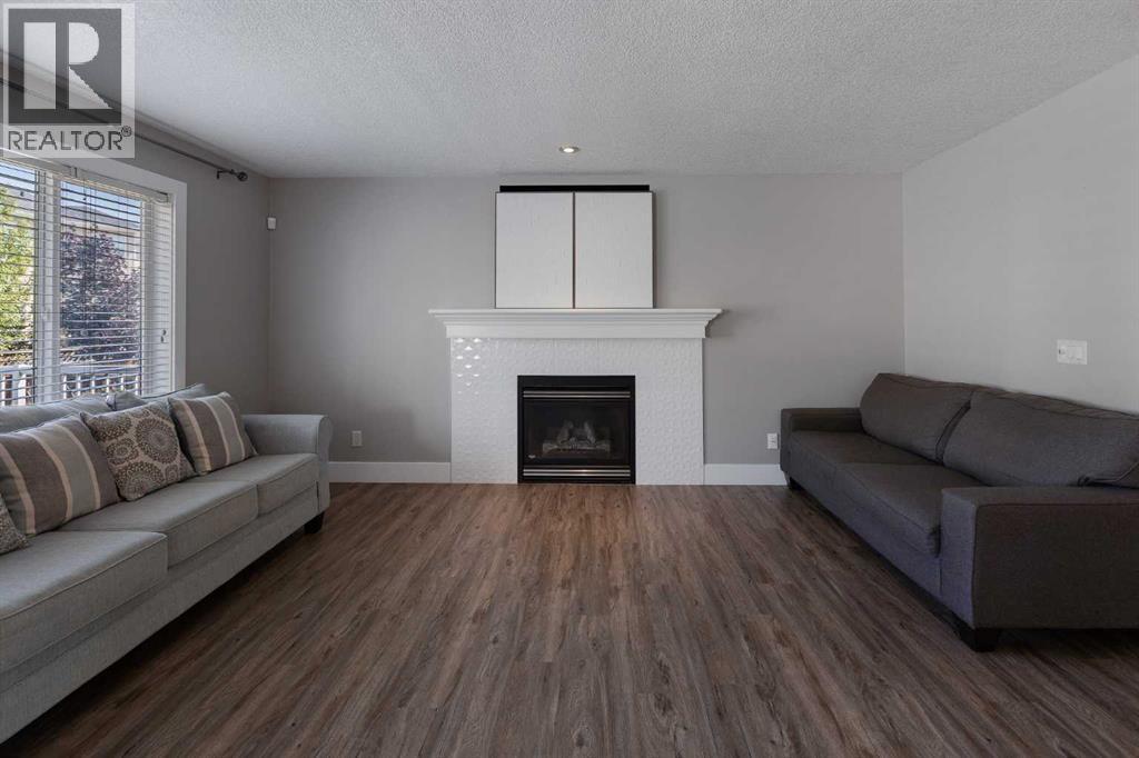 Single Family House for Sale in  Royal Birkdale Crescent NW Royal Oak Calgary 