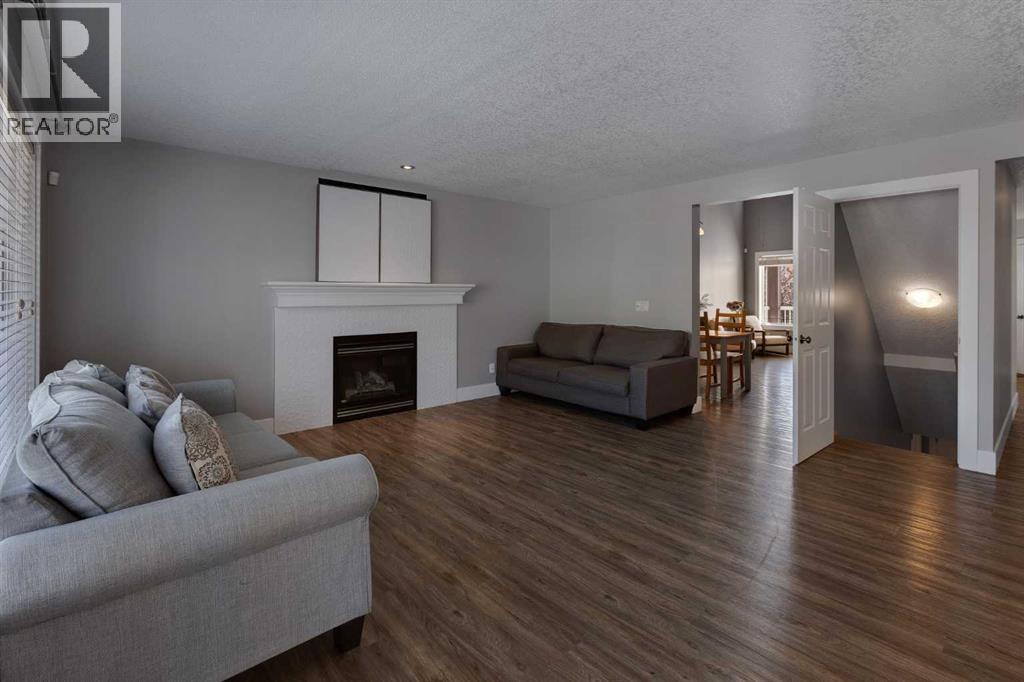 Single Family House for Sale in  Royal Birkdale Crescent NW Royal Oak Calgary 