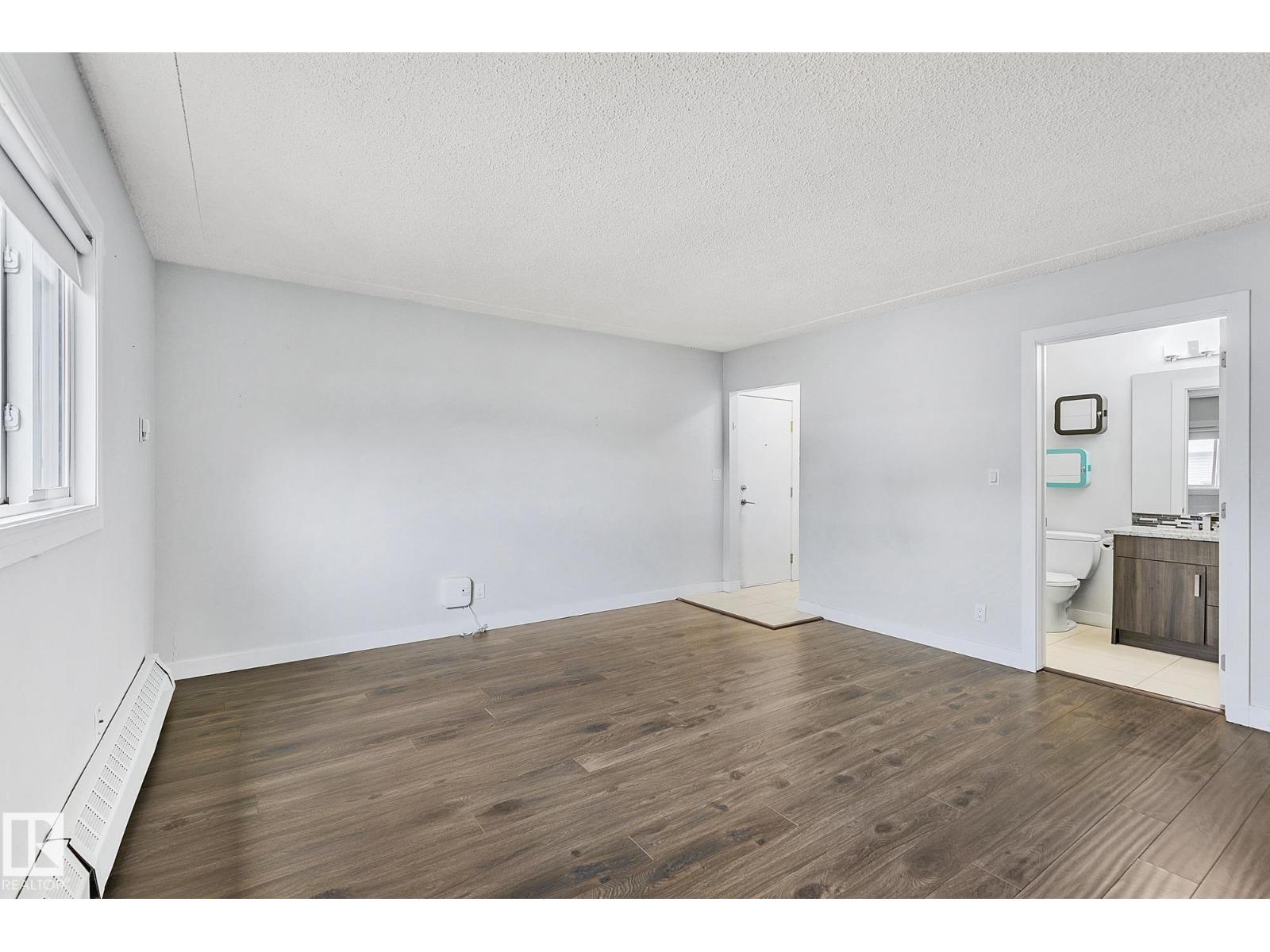 Photo 11 of 11 9630 82 Av Nw, Edmonton AB