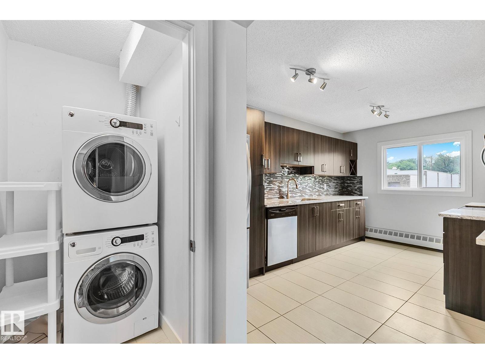 Photo 2 of 11 9630 82 Av Nw, Edmonton AB