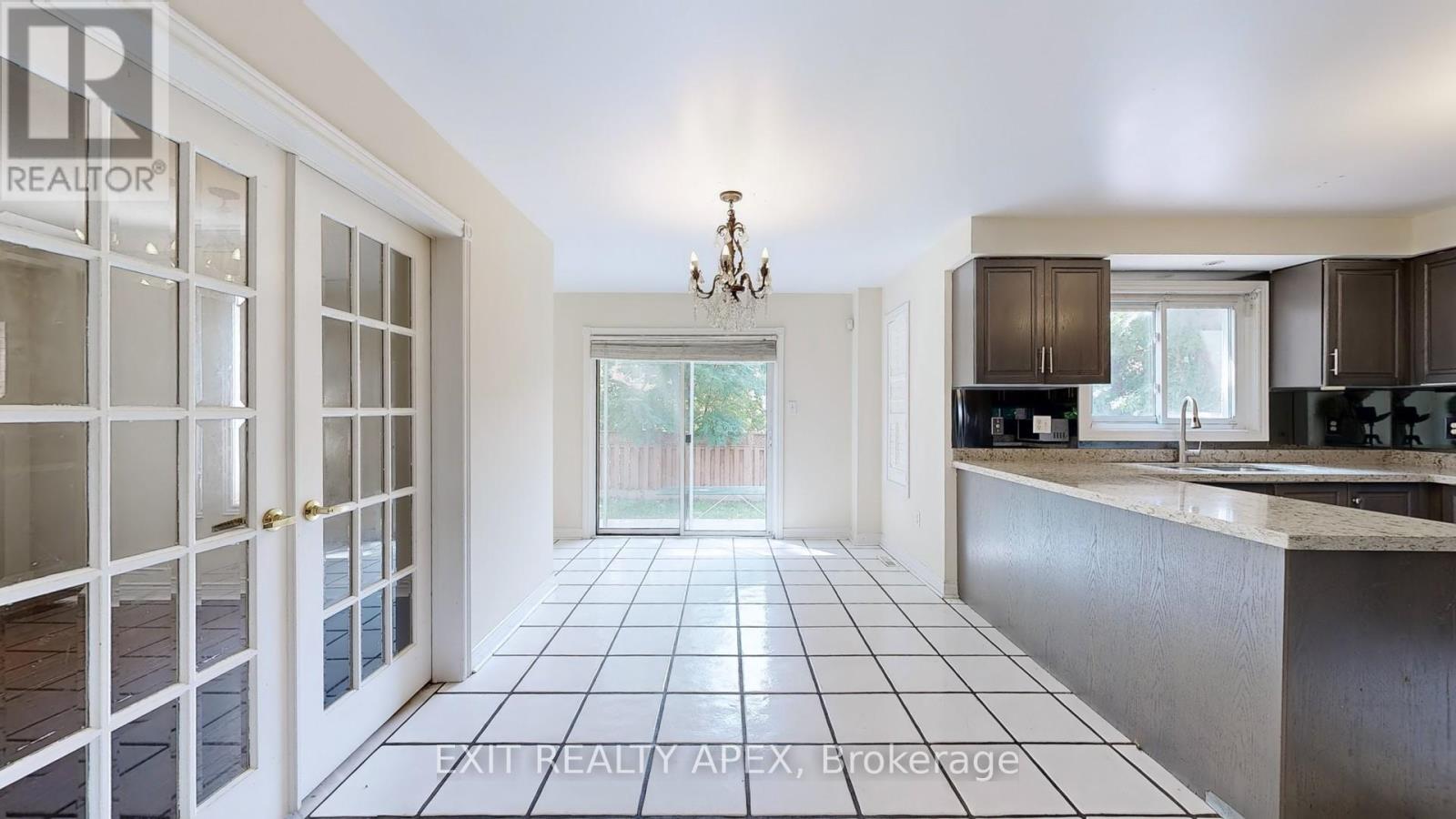Photo 26 of 143 Veneto Dr Upper Drive, Vaughan ON