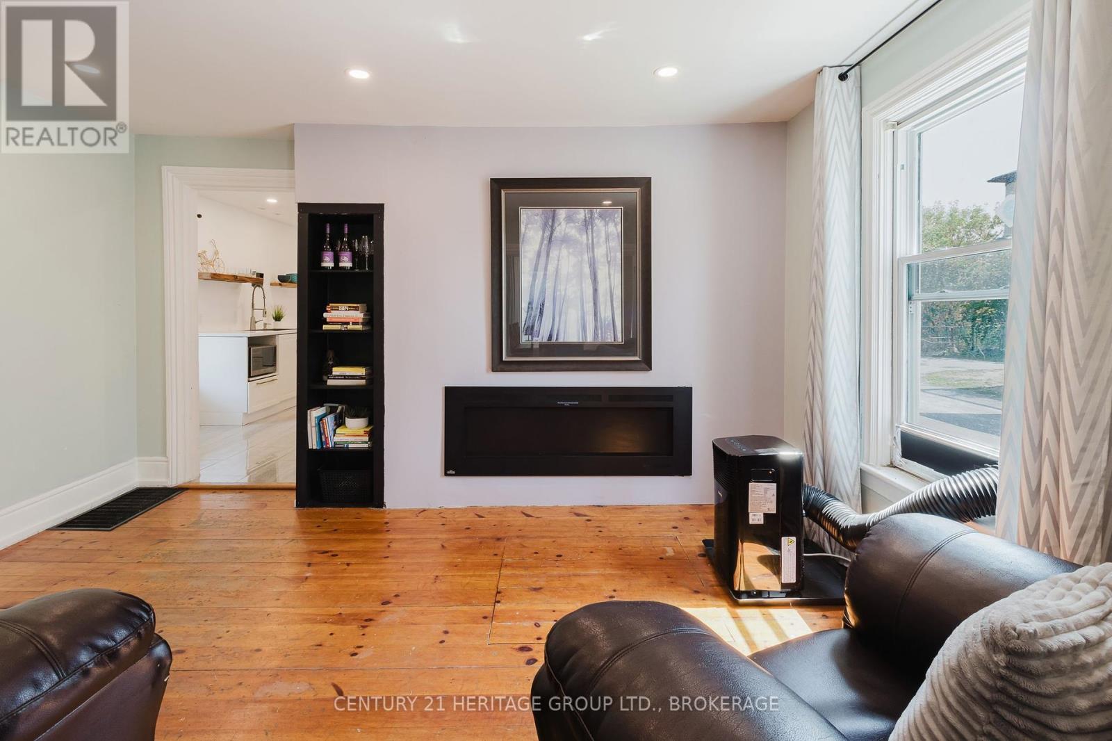 Photo 46 of 697 Montreal Street, Kingston ON