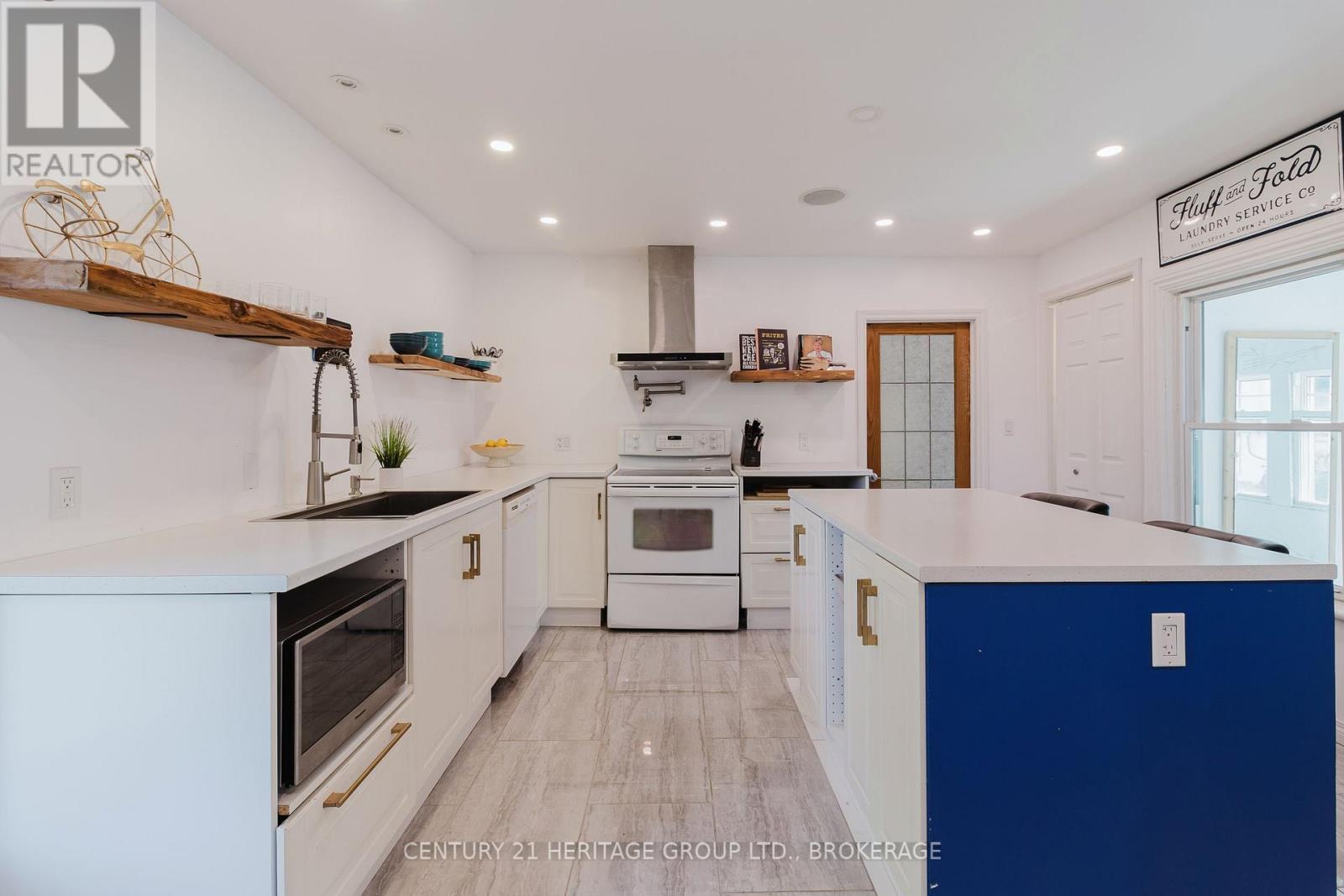 Photo 30 of 697 Montreal Street, Kingston ON