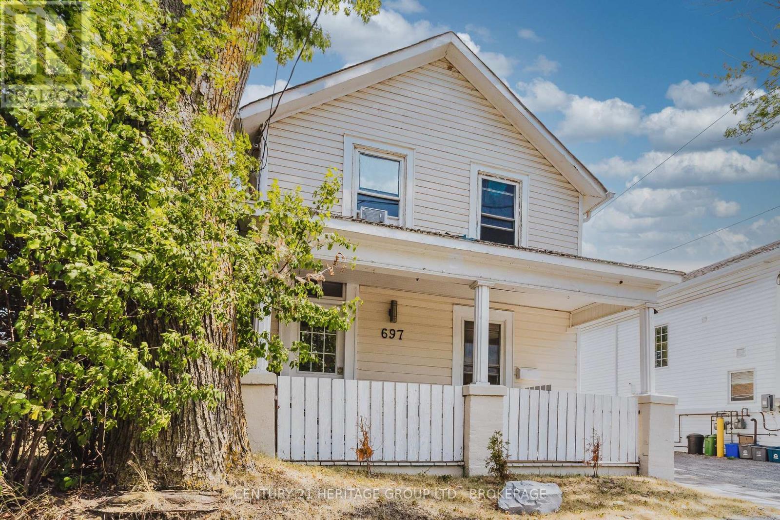 Photo 15 of 697 Montreal Street, Kingston ON