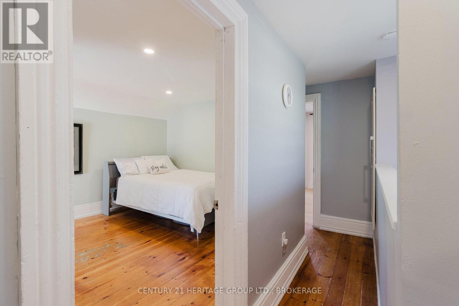 Photo 40 of 697 Montreal Street, Kingston ON