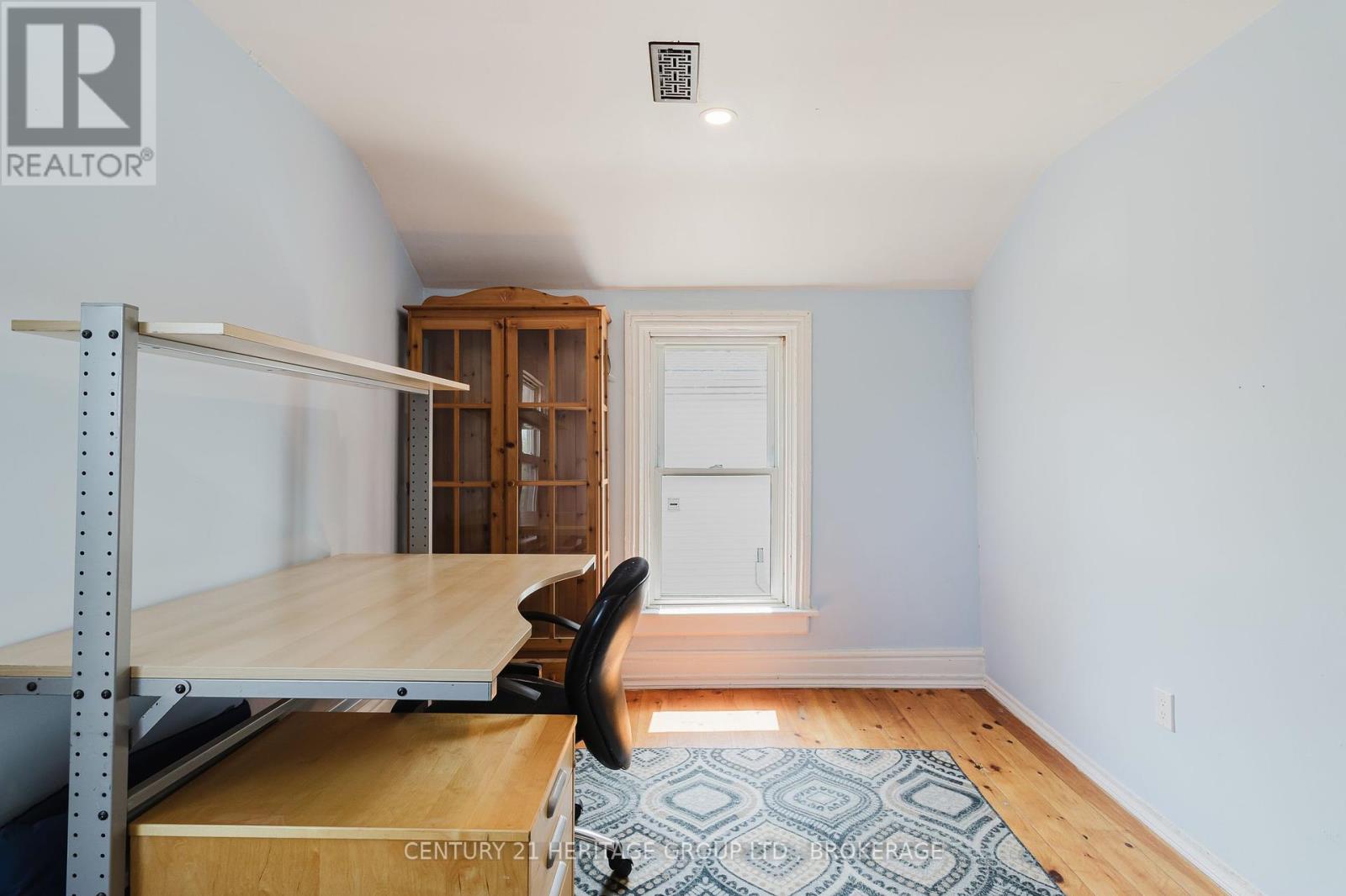 Photo 47 of 697 Montreal Street, Kingston ON