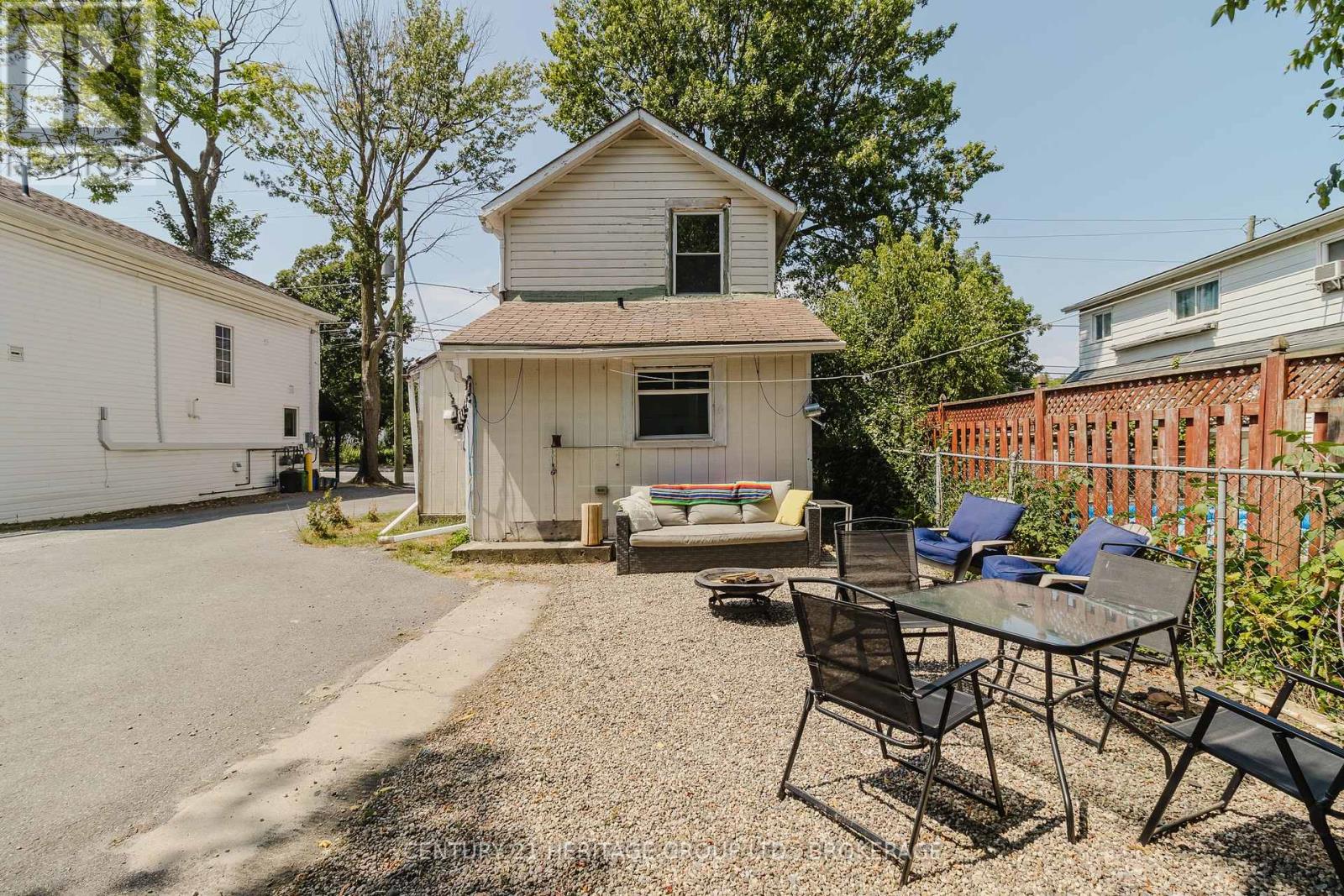 Photo 16 of 697 Montreal Street, Kingston ON