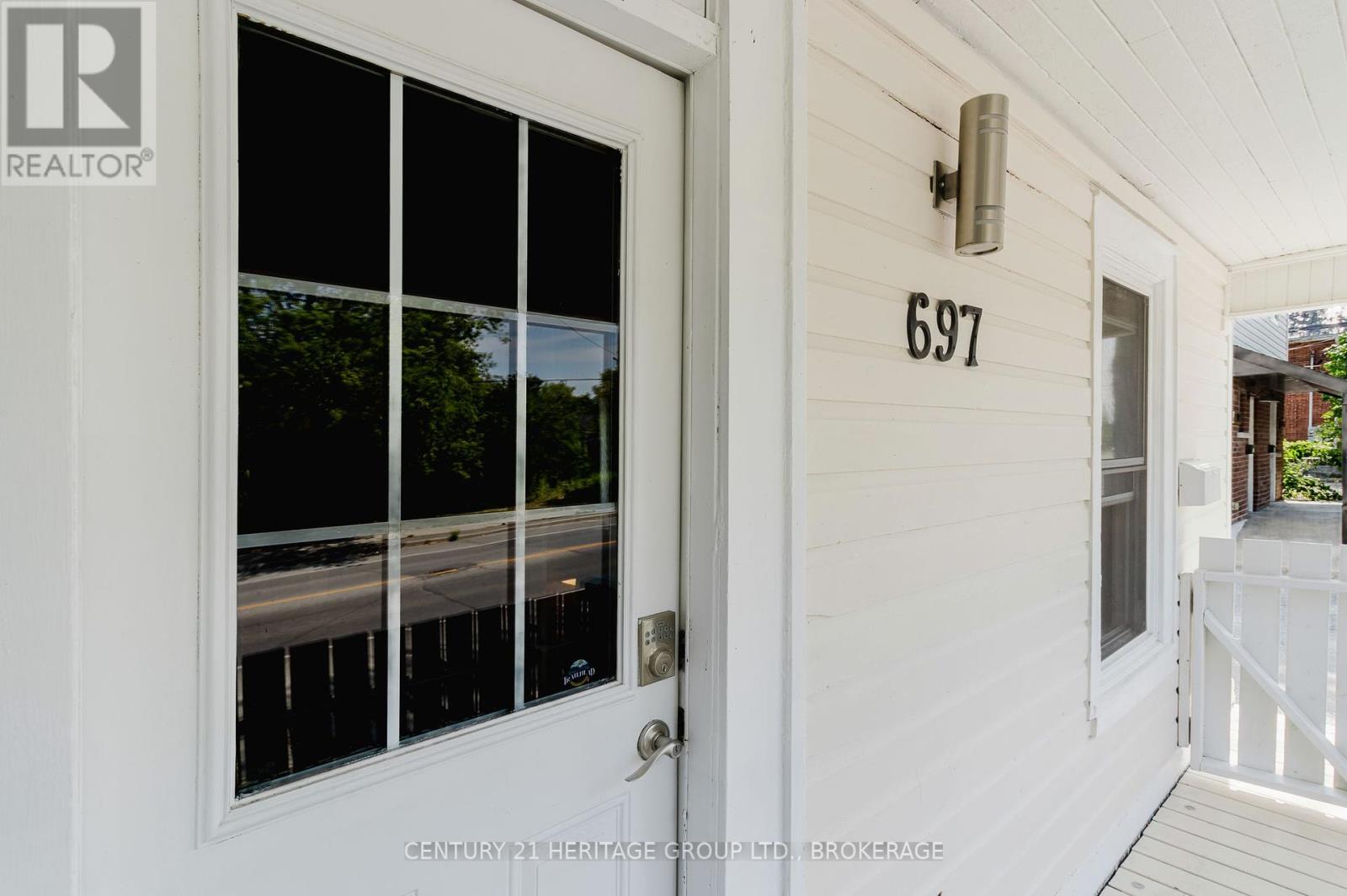 Photo 3 of 697 Montreal Street, Kingston ON
