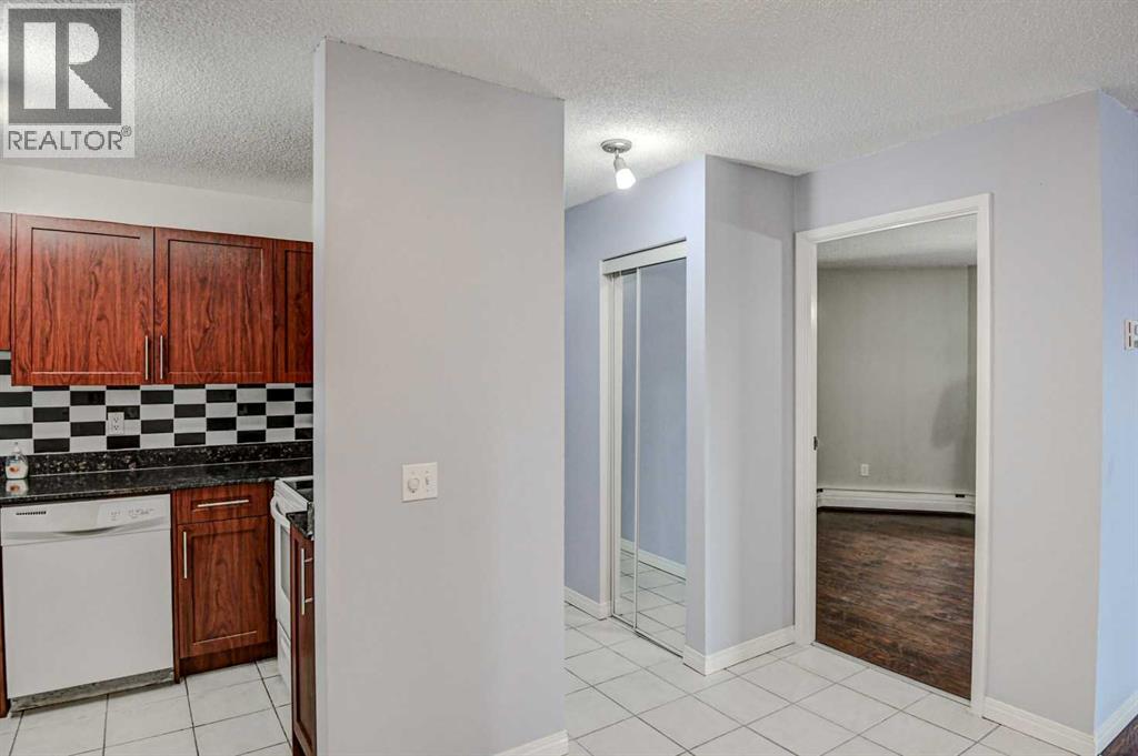 Single Family House for Sale in   A Street SW Richmond Calgary 