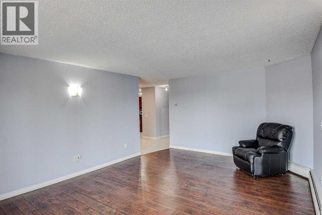 Single Family House for Sale in   A Street SW Richmond Calgary 