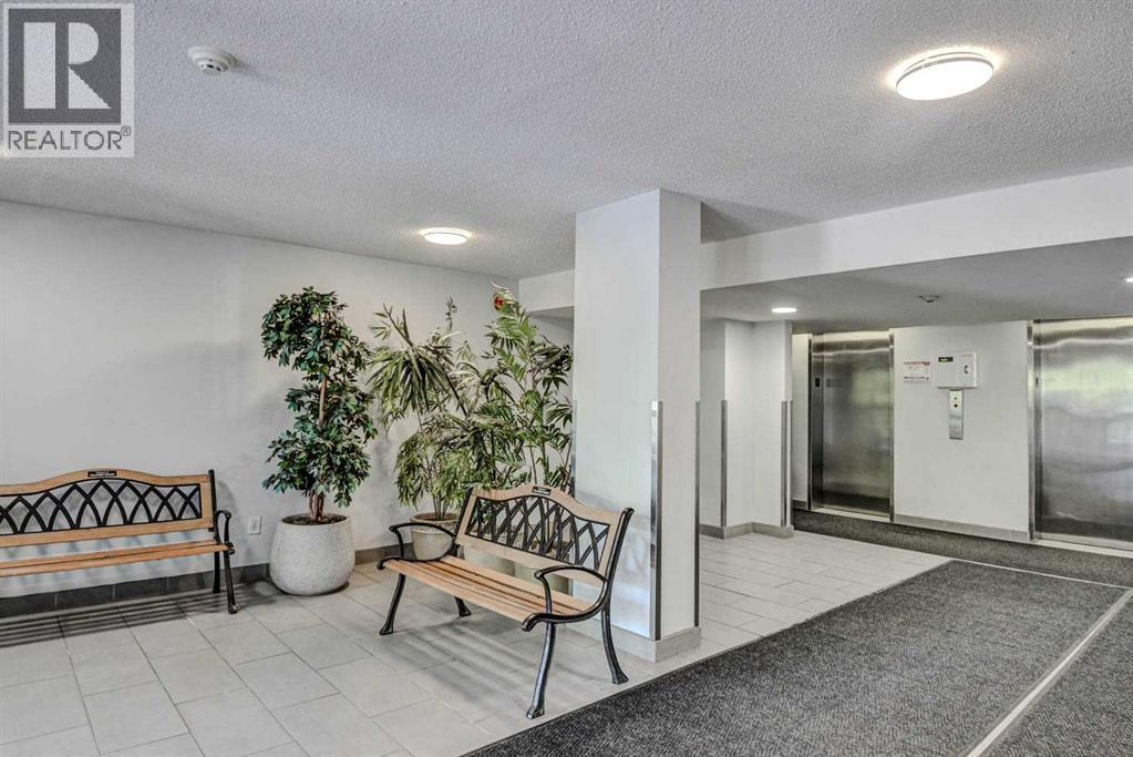 Single Family House for Sale in   A Street SW Richmond Calgary 
