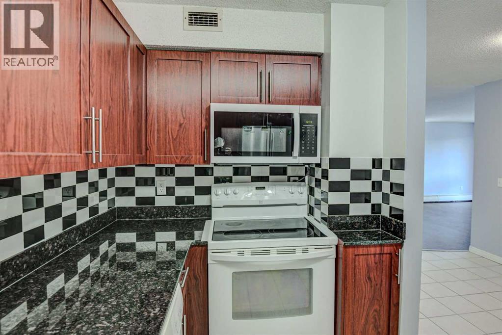Single Family House for Sale in   A Street SW Richmond Calgary 