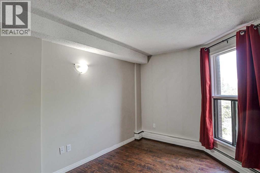 Single Family House for Sale in   A Street SW Richmond Calgary 