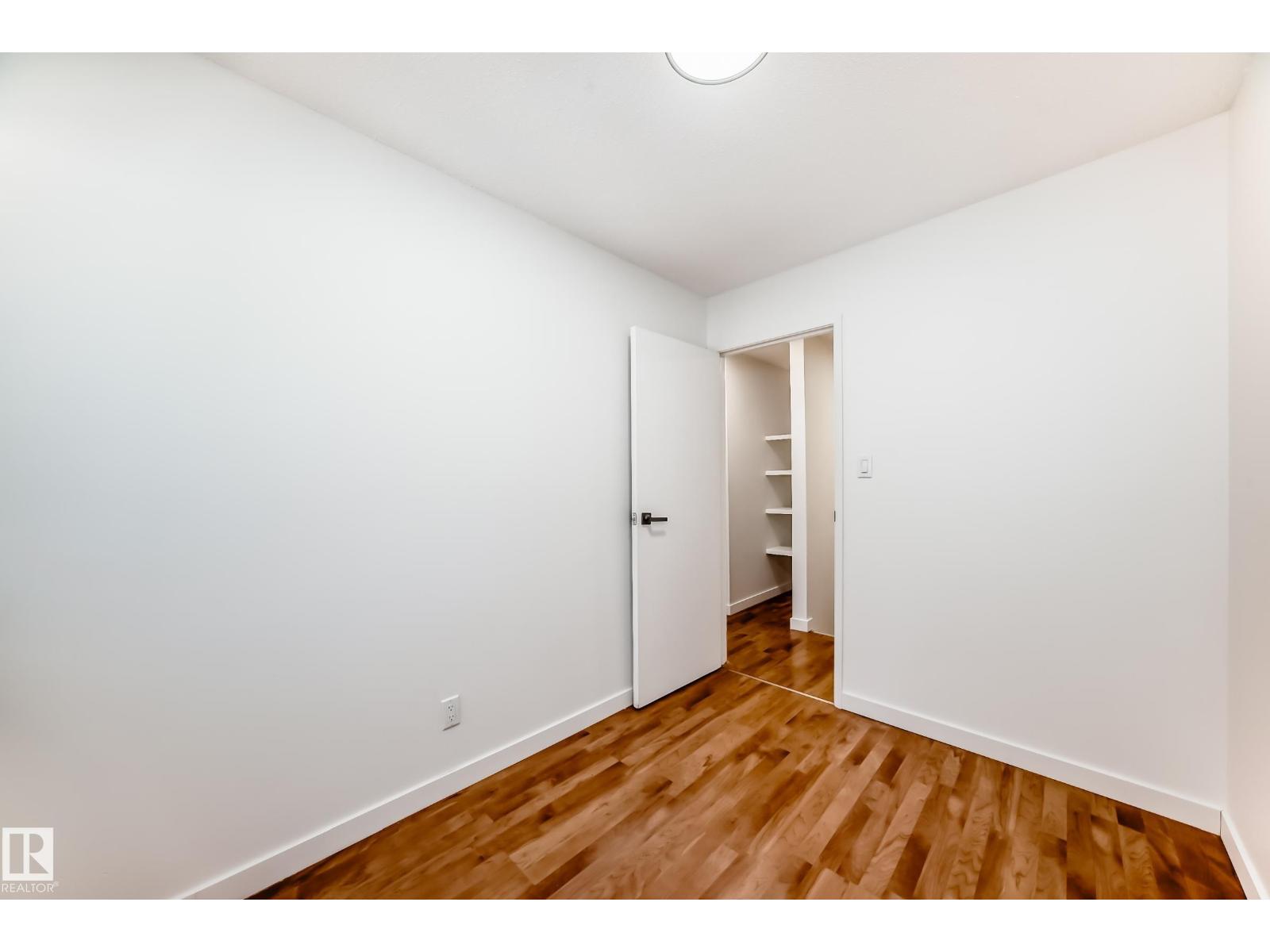 Photo 26 of 16 14225 82 St Nw, Edmonton AB