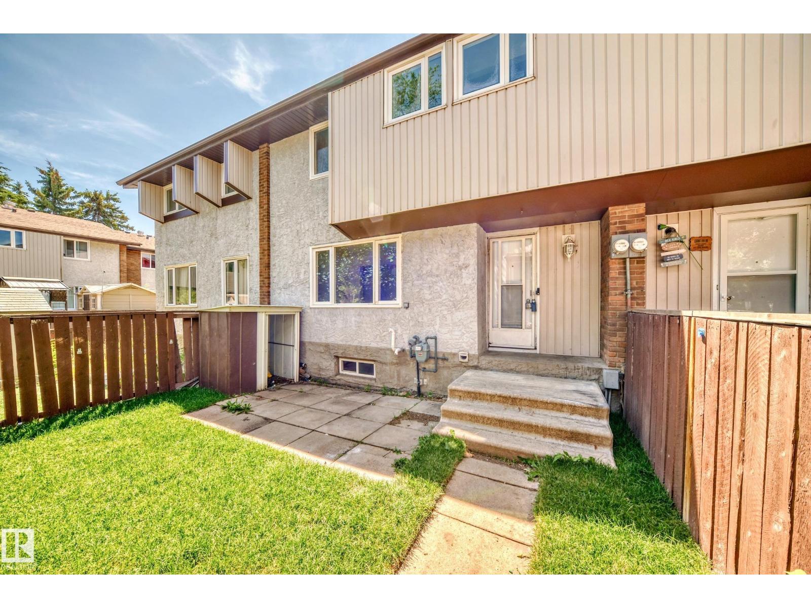 Photo 41 of 16 14225 82 St Nw, Edmonton AB