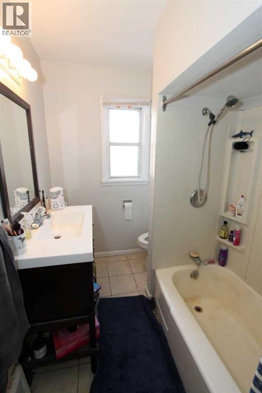 Multi-family House for Sale in   Avenue NW Tuxedo Park Calgary 