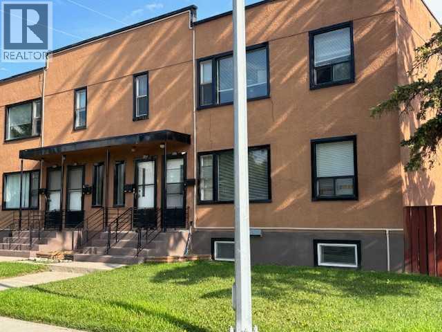 Multi-family House for Sale in   Avenue NW Tuxedo Park Calgary 