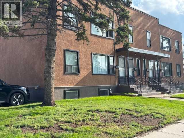 Multi-family House for Sale in   Avenue NW Tuxedo Park Calgary 