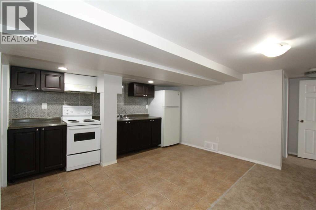 Multi-family House for Sale in   Avenue NW Tuxedo Park Calgary 