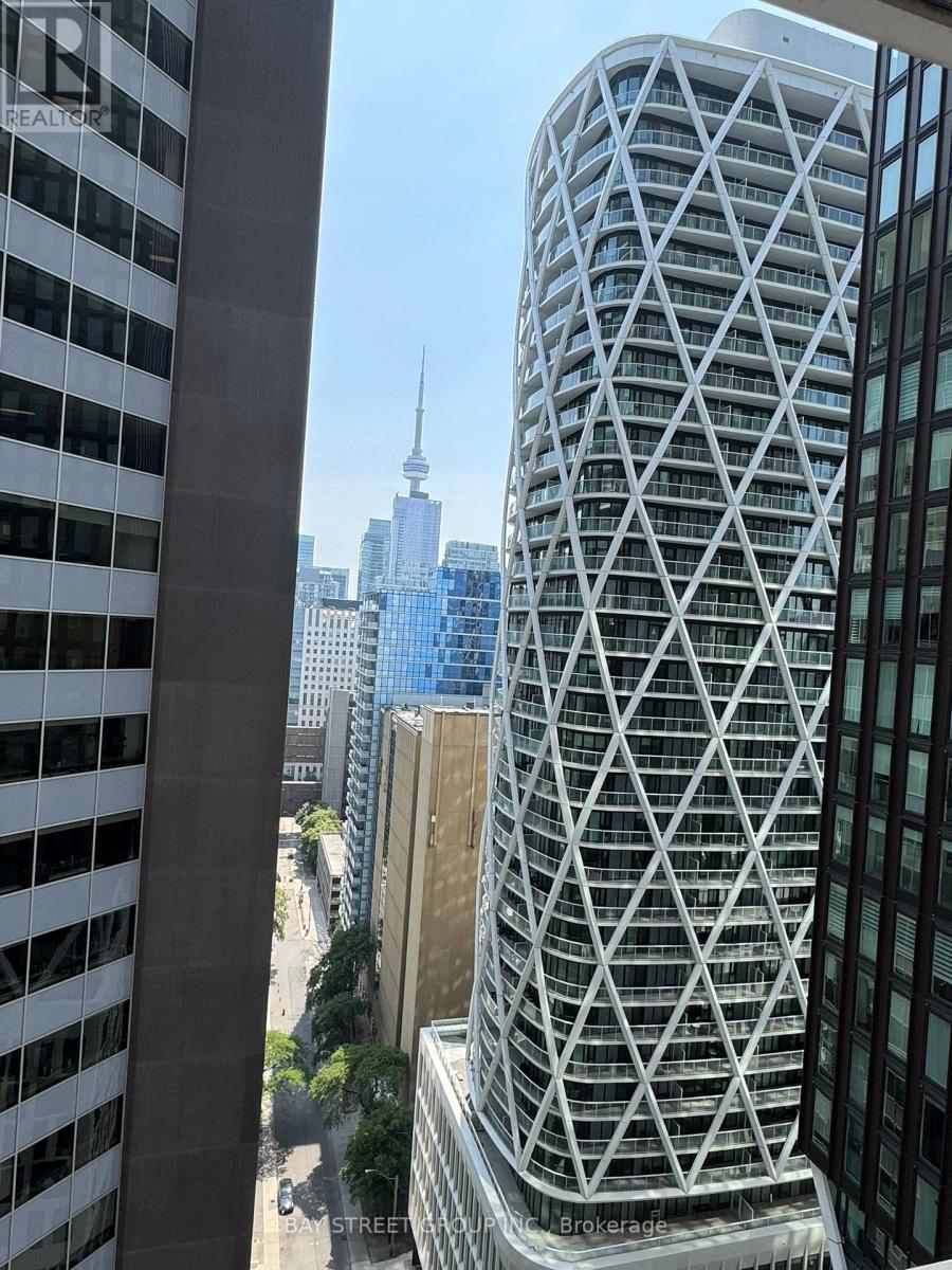 Photo 19 of 2303 426 University Avenue, Toronto ON