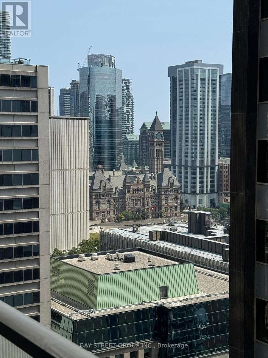 Photo 11 of 2303 426 University Avenue, Toronto ON