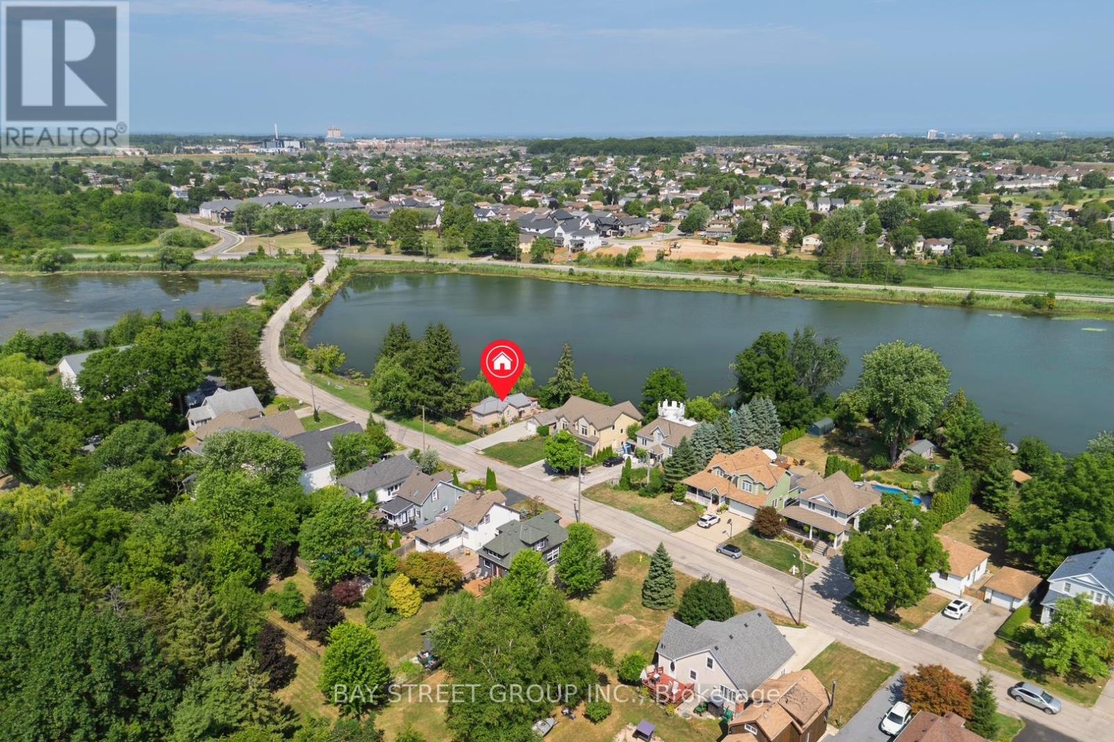 Photo 39 of 14 Marlatts Road, Thorold ON