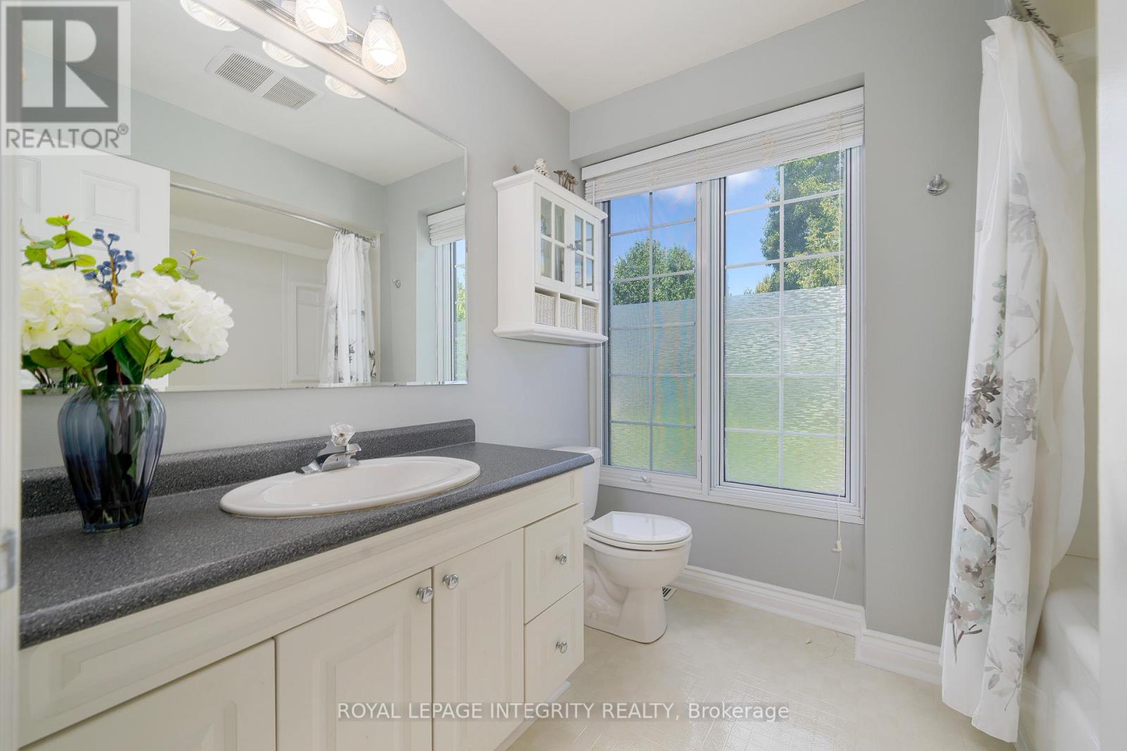 Photo 32 of 25 Higgins Road, Ottawa ON