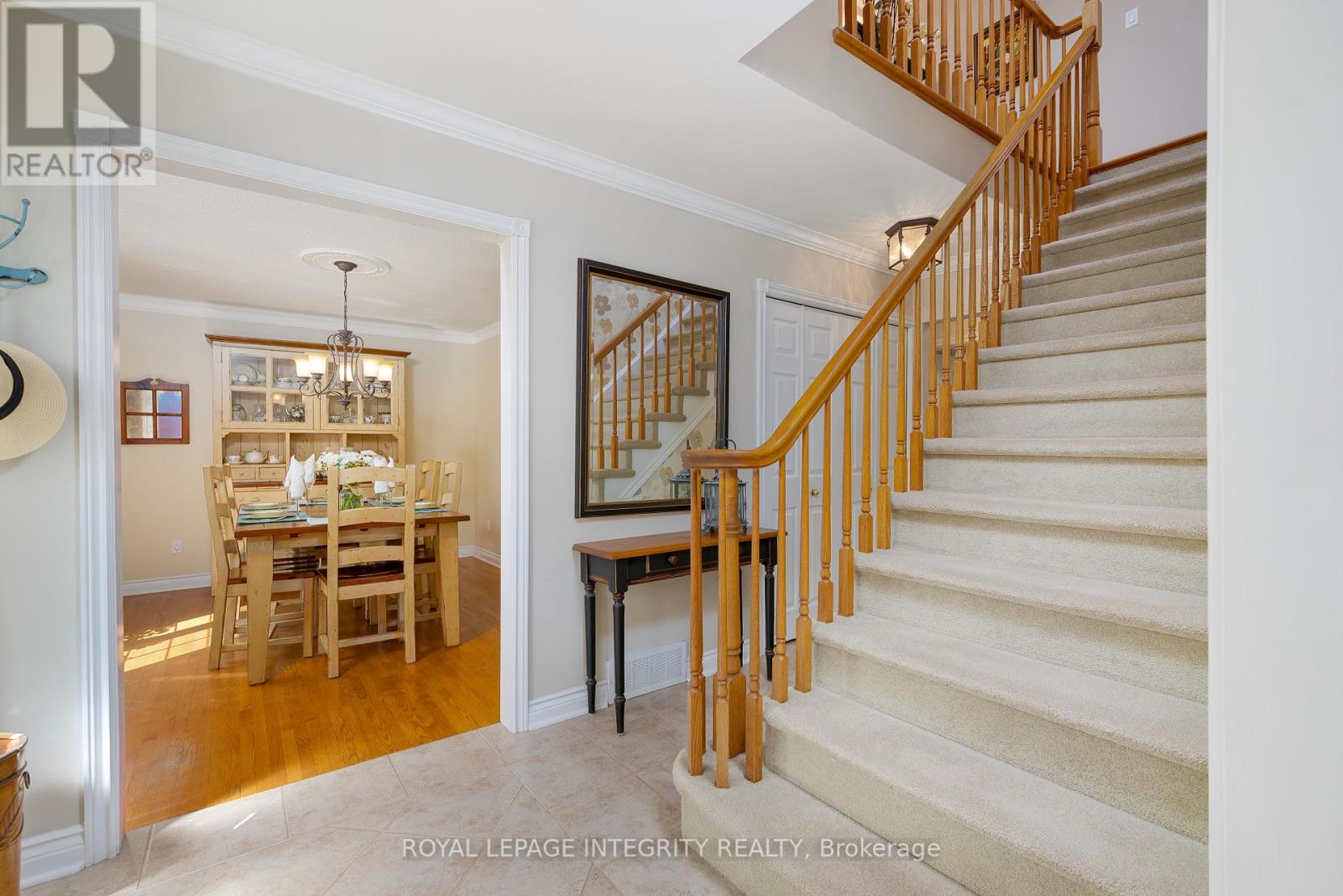 Photo 9 of 25 Higgins Road, Ottawa ON