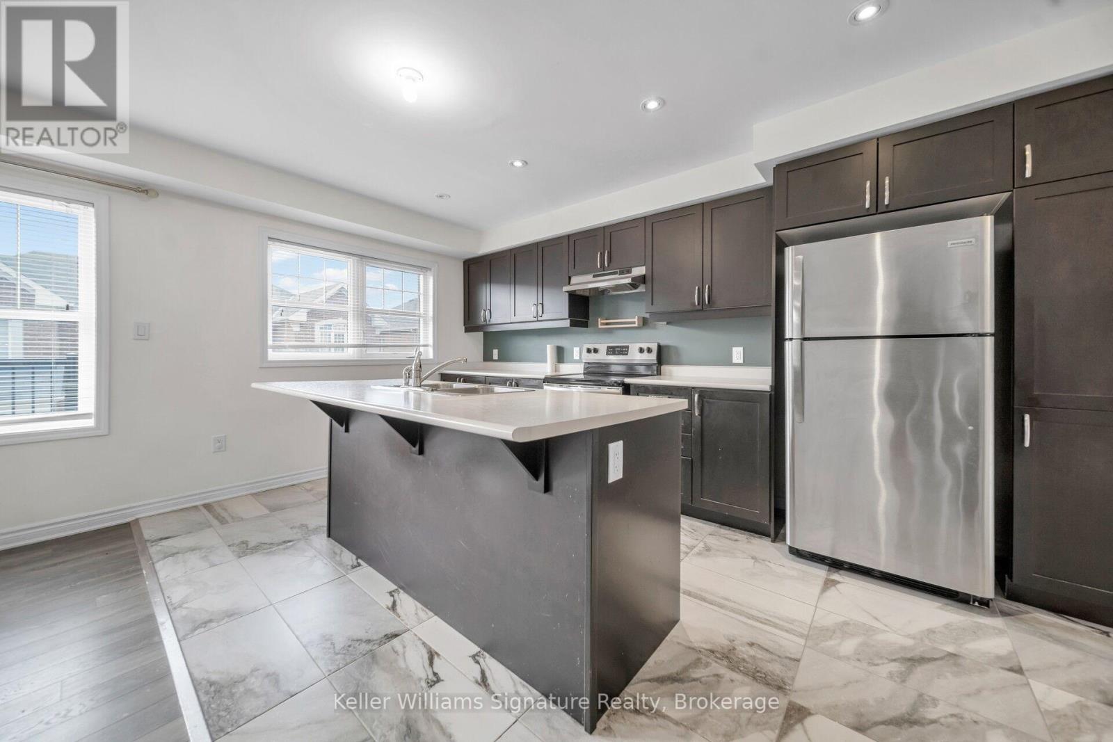 Photo 36 of 140 1000 Asleton Boulevard, Milton ON