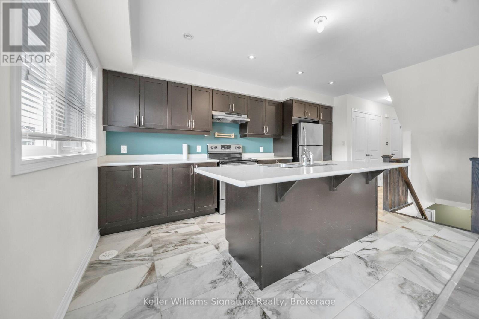 Photo 29 of 140 1000 Asleton Boulevard, Milton ON