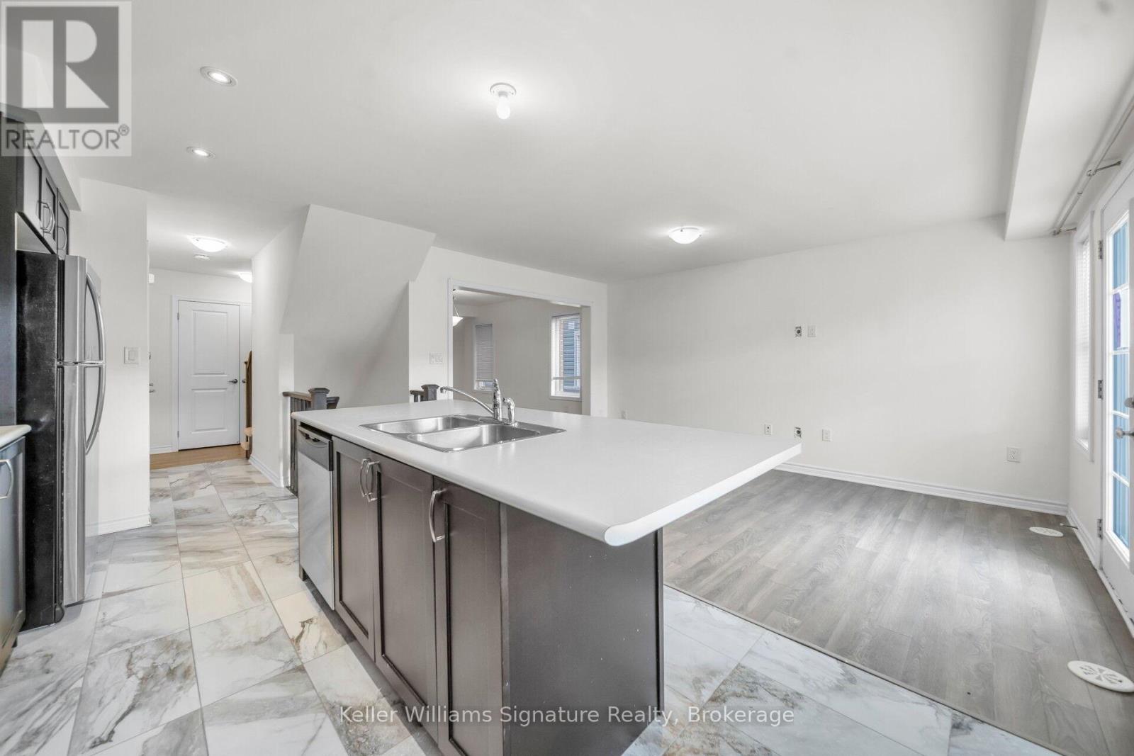 Photo 31 of 140 1000 Asleton Boulevard, Milton ON