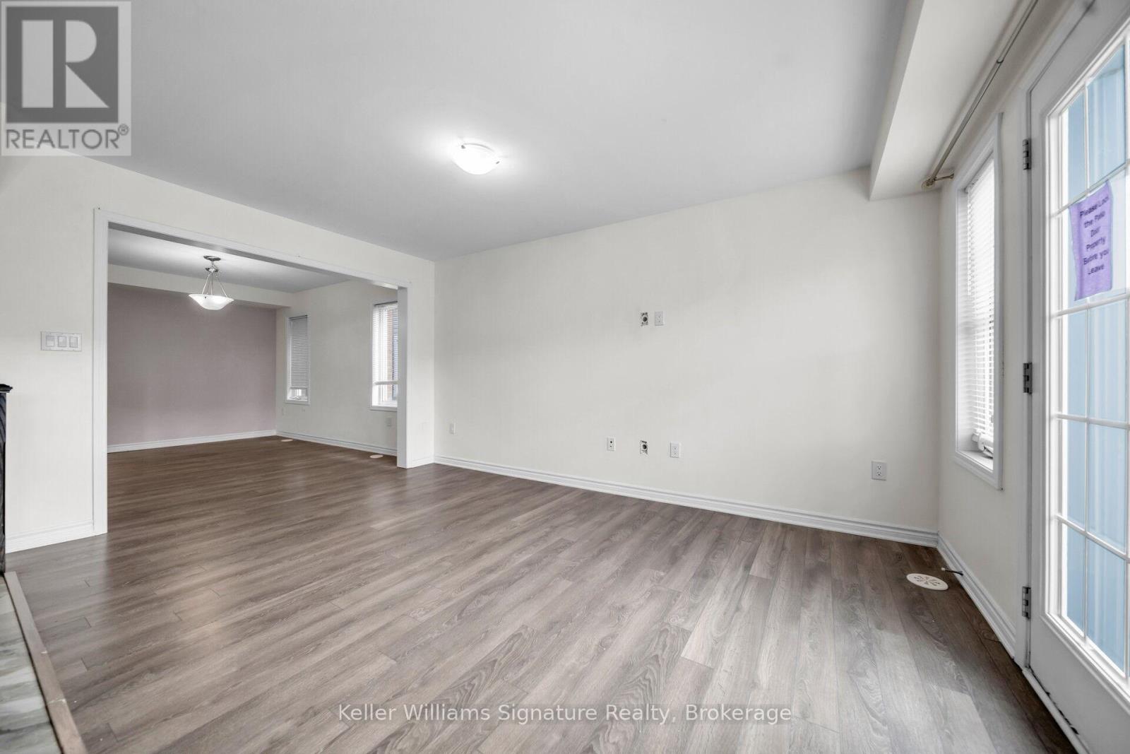 Photo 25 of 140 1000 Asleton Boulevard, Milton ON