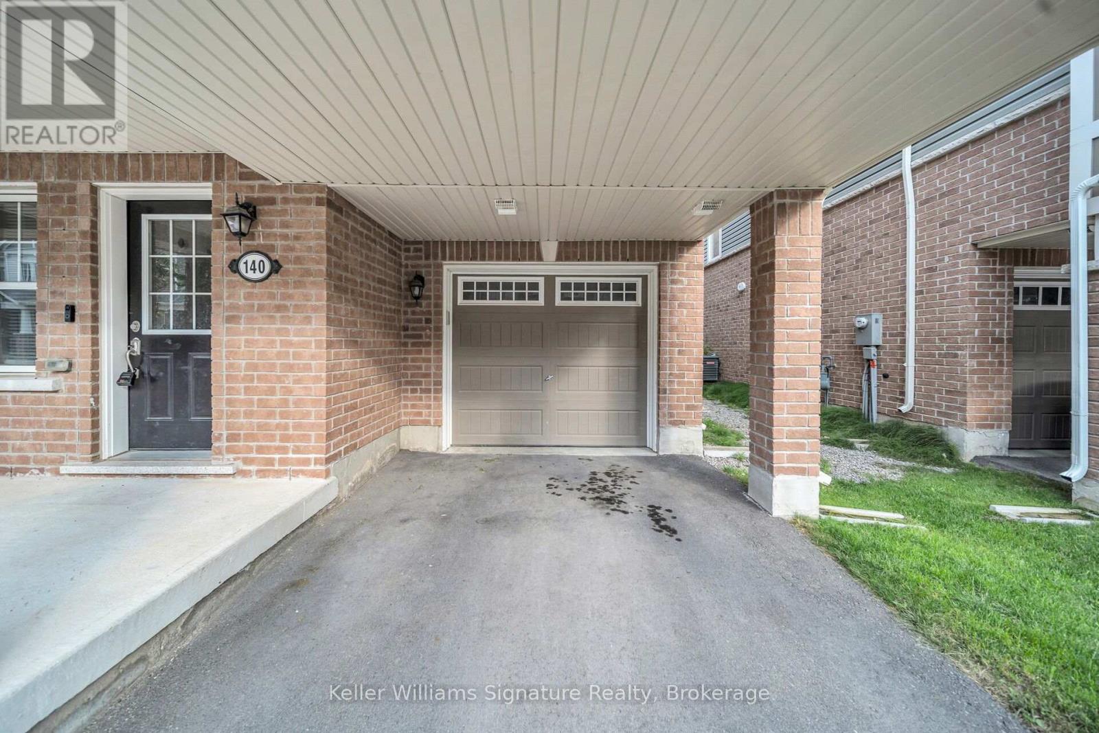 Photo 15 of 140 1000 Asleton Boulevard, Milton ON