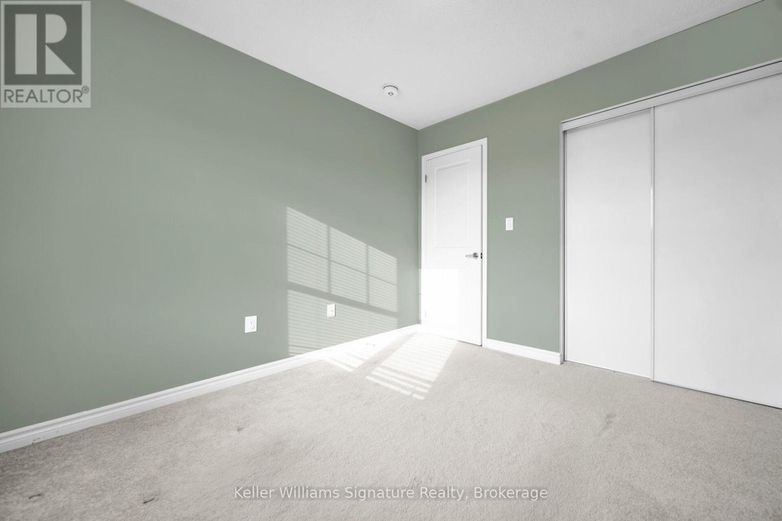 Photo 16 of 140 1000 Asleton Boulevard, Milton ON